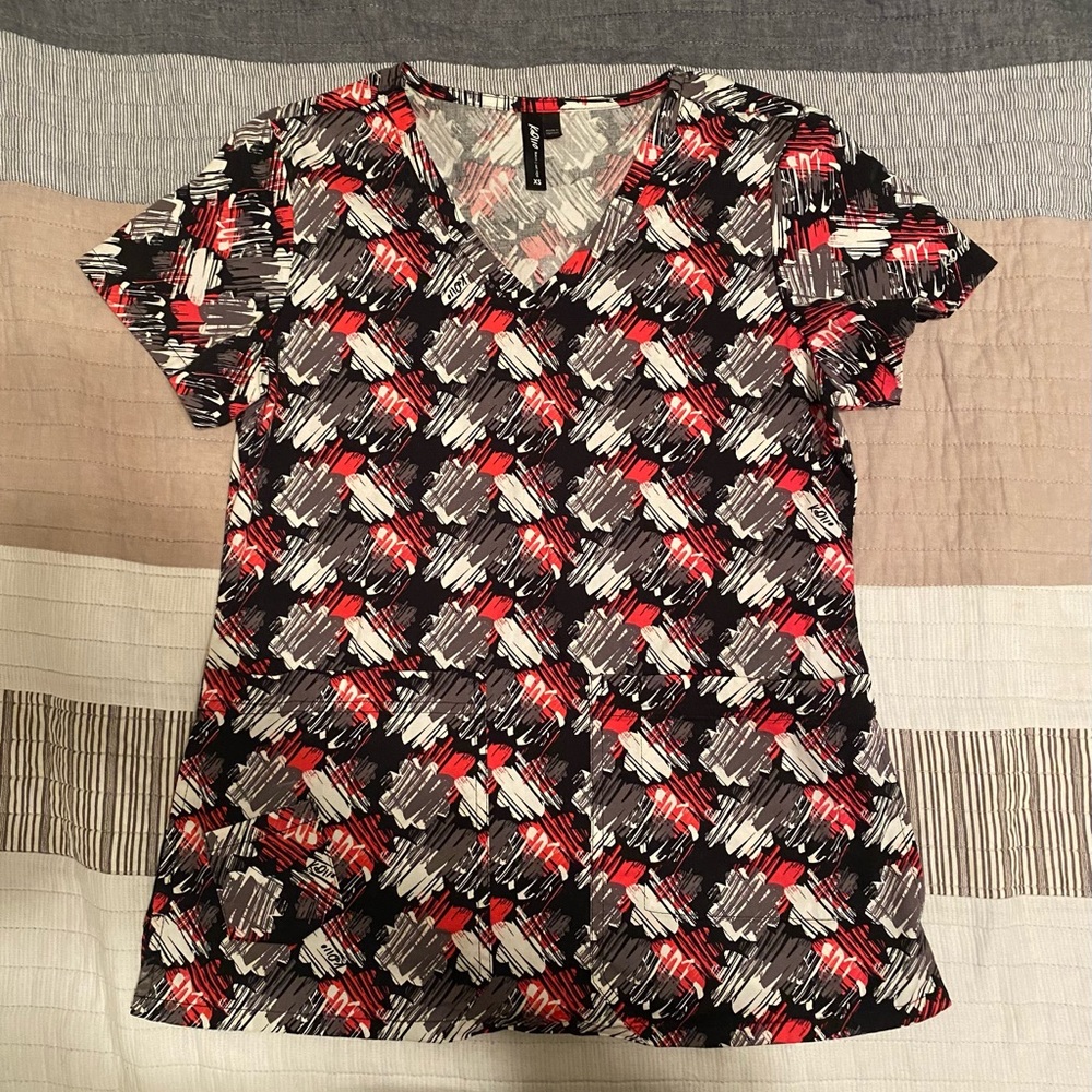 Scrub top
